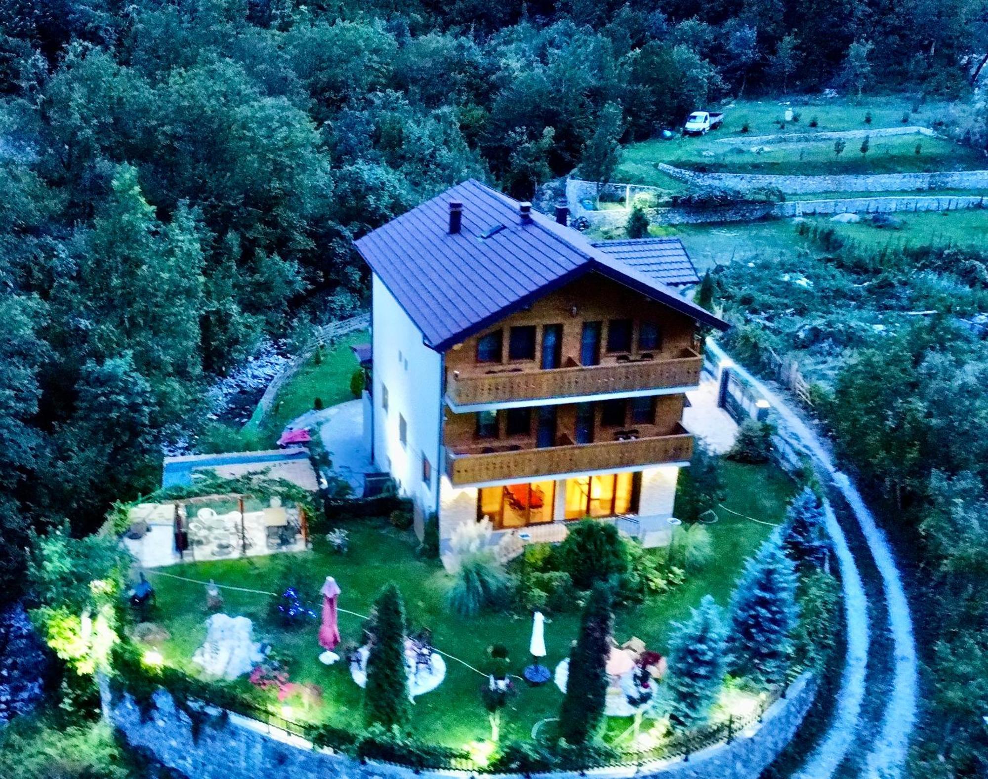 فالبني Vila Alexander B&B المظهر الخارجي الصورة