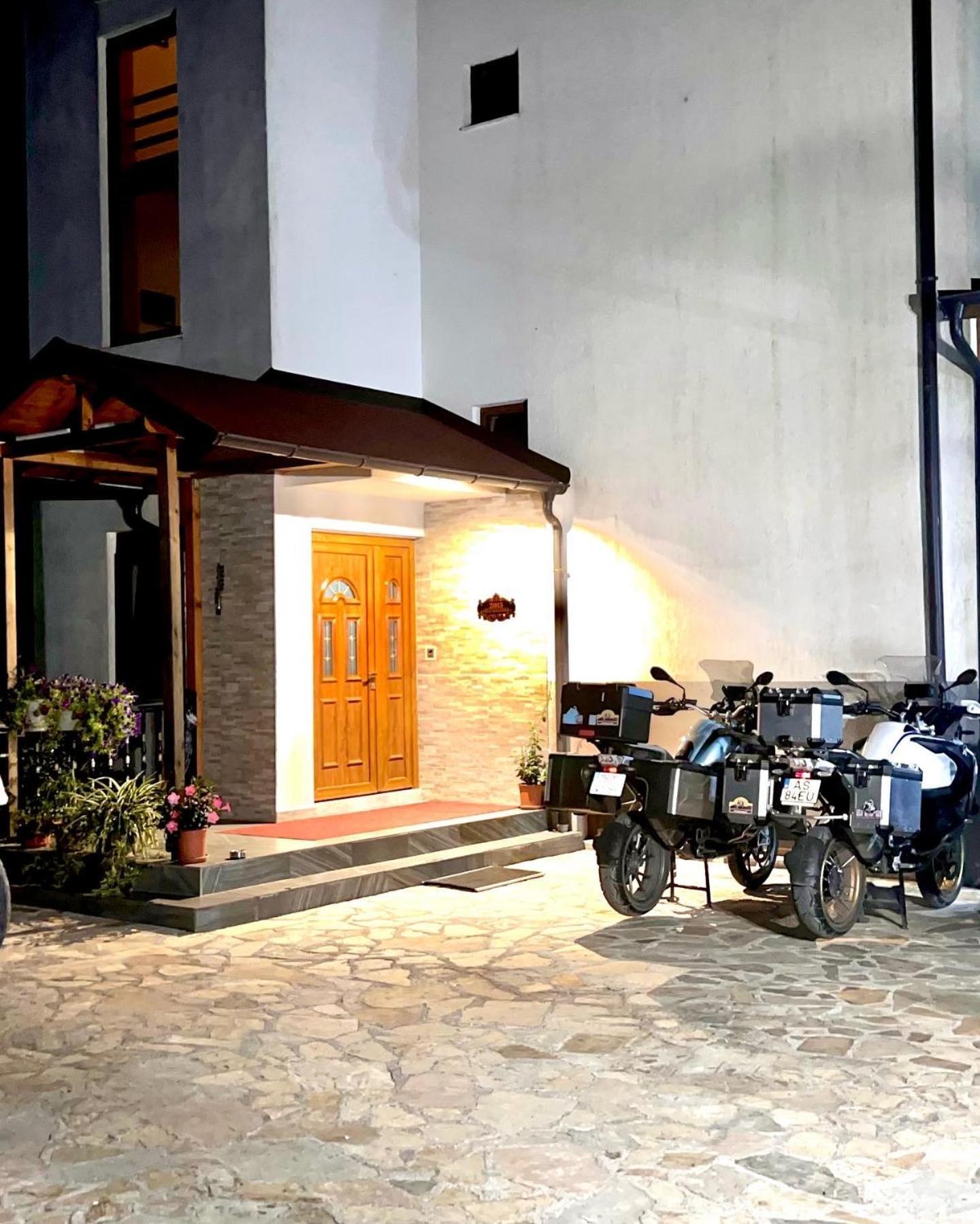فالبني Vila Alexander B&B المظهر الخارجي الصورة